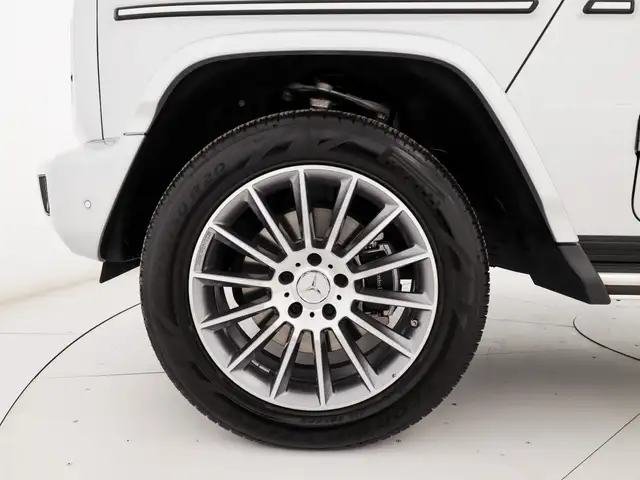 Mercedes-Benz G-Class view 7