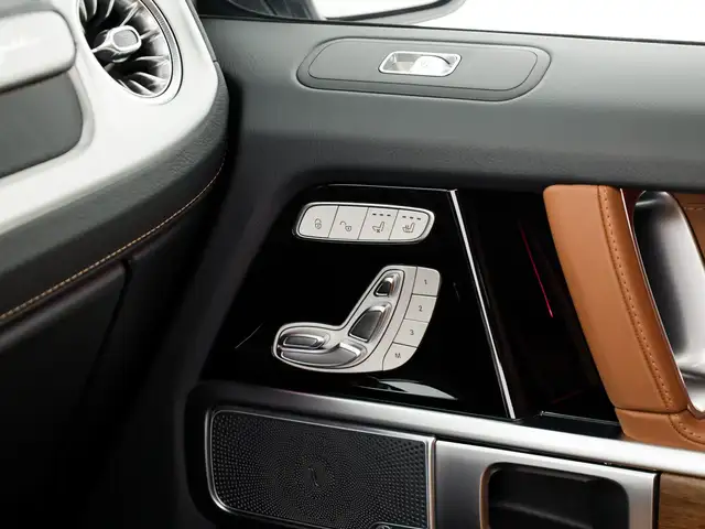 Mercedes-Benz G-Class view 15