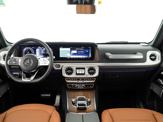 Mercedes-Benz G-Class view 9
