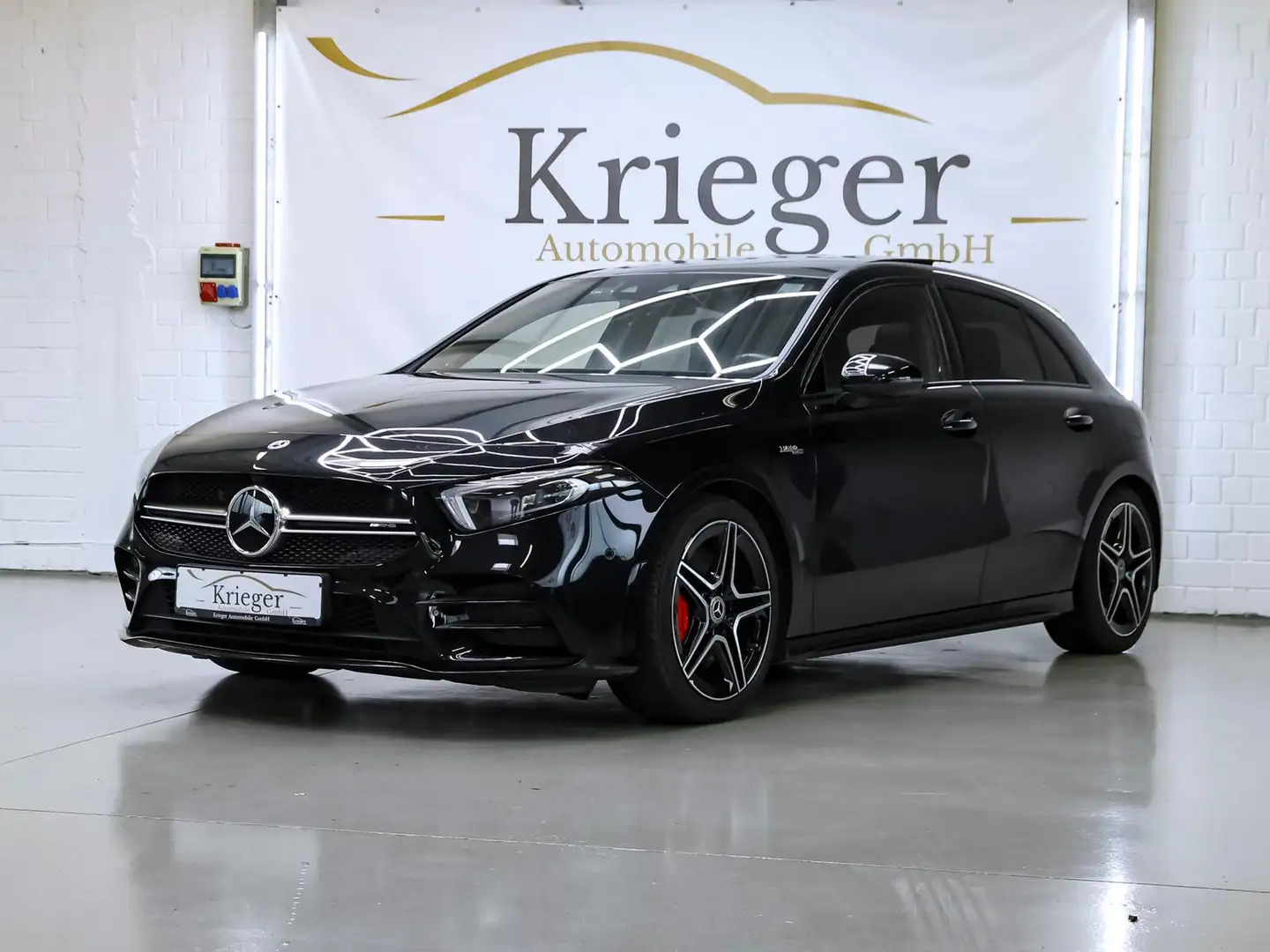 Mercedes-Benz A 35 AMG *PANORAMA*NIGHT*360°*MEMORY*BURMESTER* Noir - 1