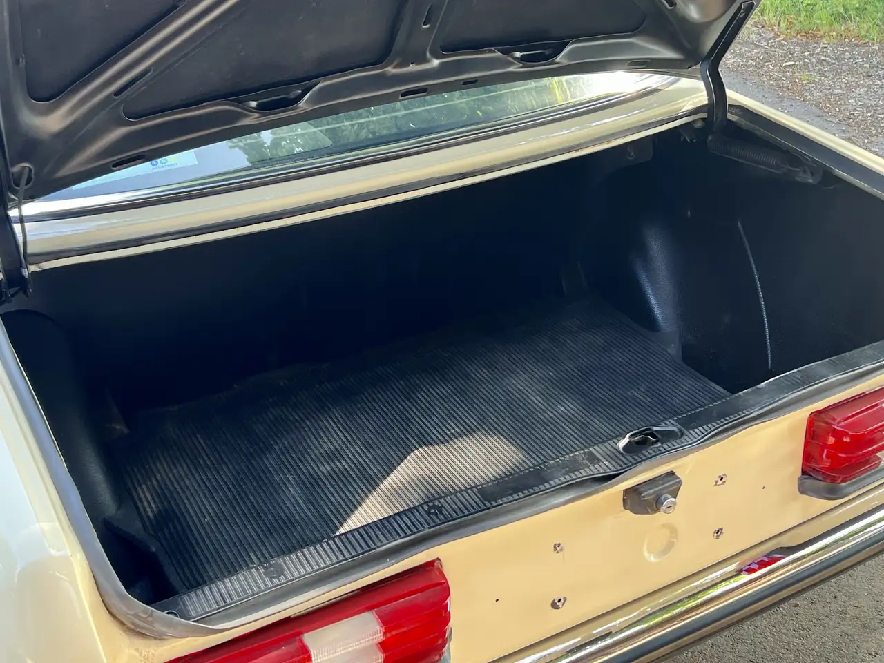 Mercedes-Benz 250, foto 12