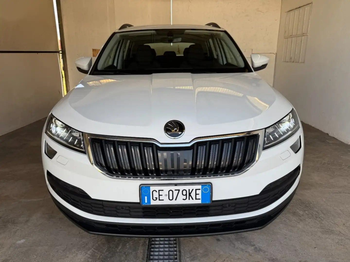 Skoda Karoq 2.0 TDI EVO SCR 115 CV DSG Style PREZZO REALE Bianco - 2
