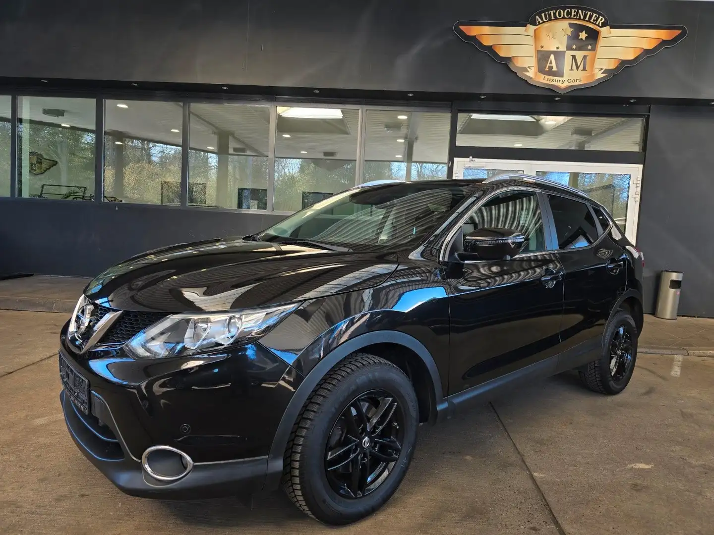 Nissan Qashqai N-Connecta PANORAMA/360°KAMERA/NAVI/AHK Schwarz - 1