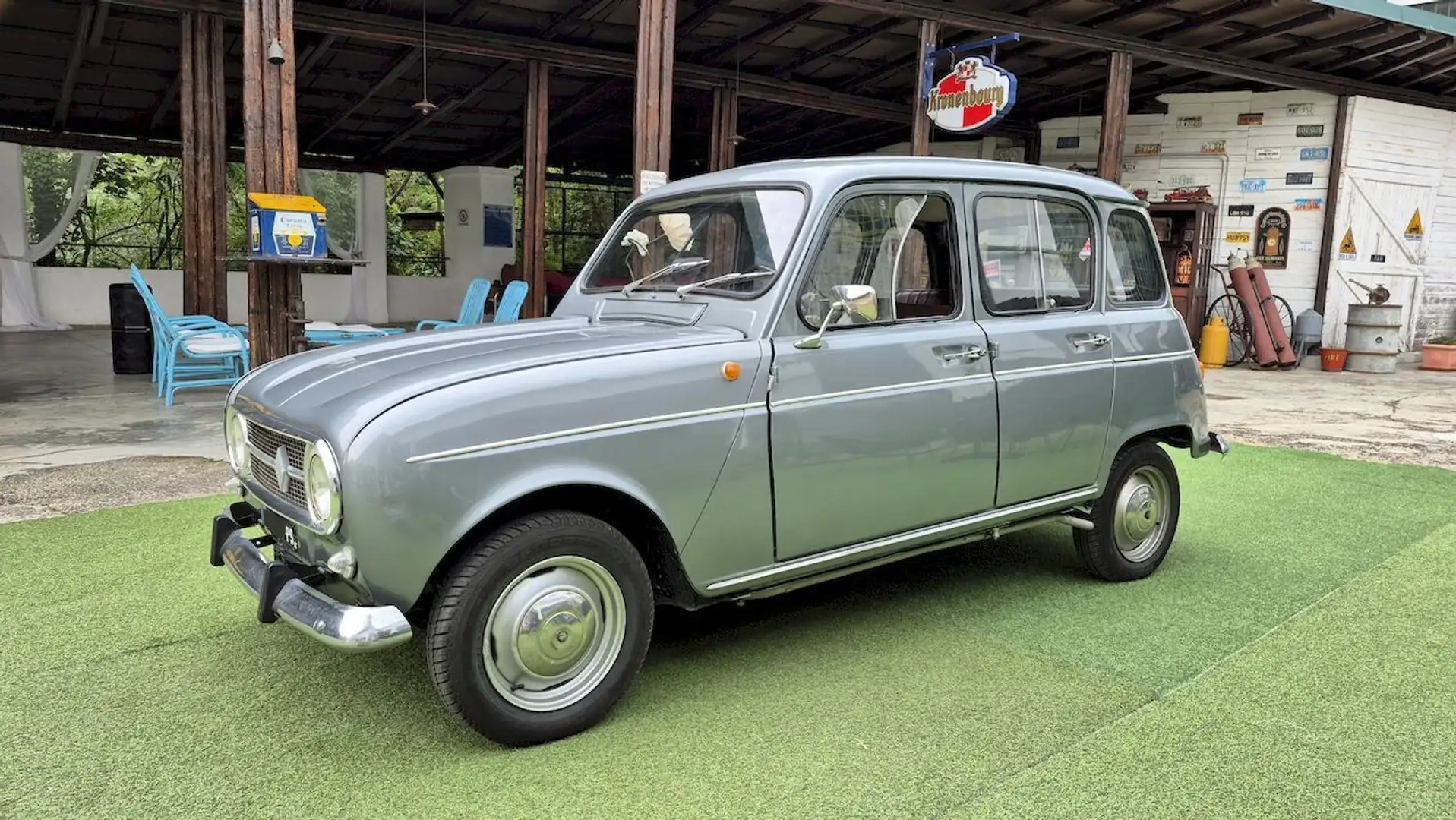 Renault R 4 Export Plateado - 2