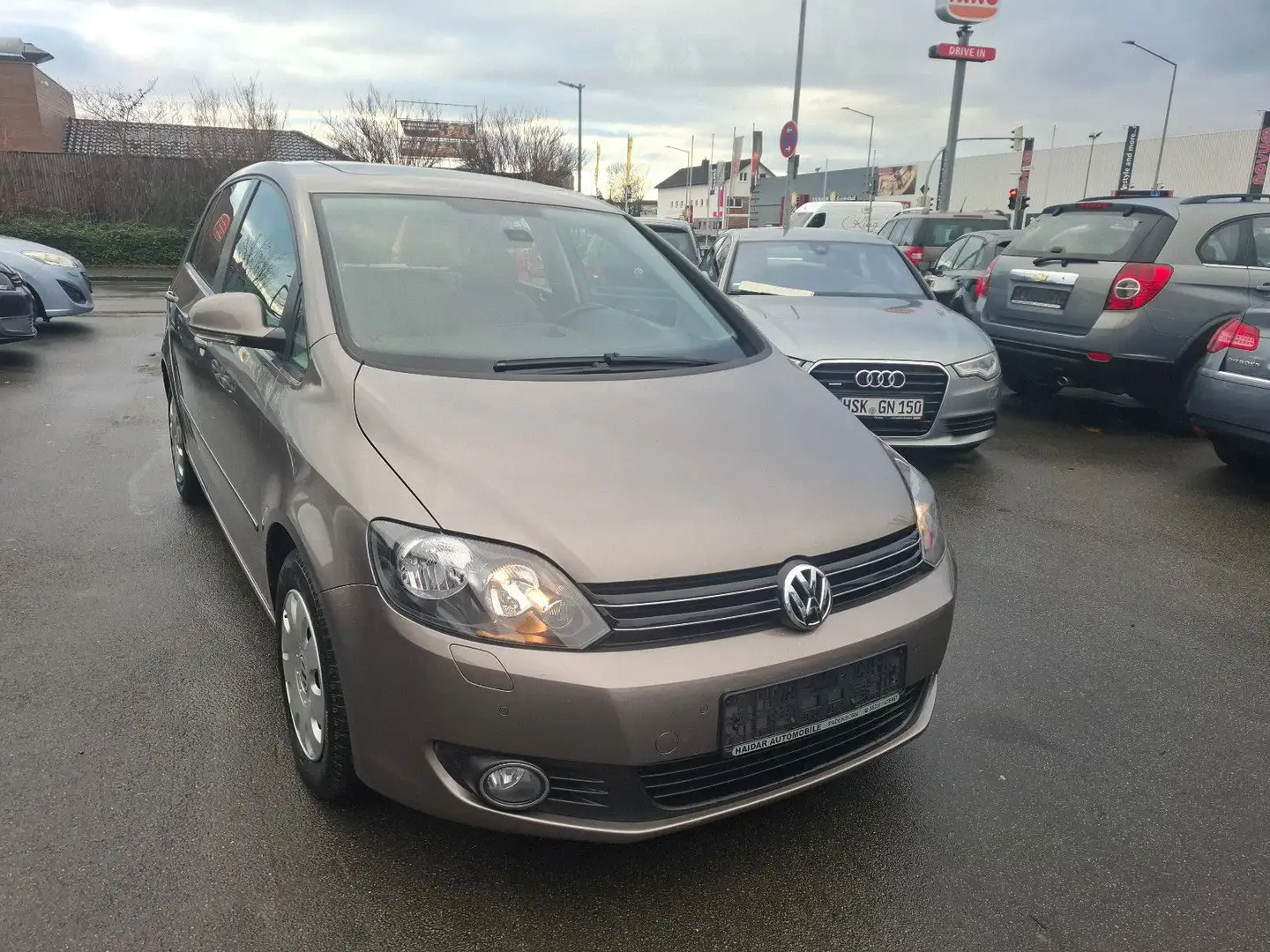 Volkswagen Golf Plus Comfortline Braun - 1