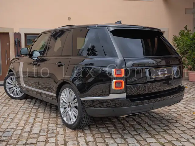 Land Rover Range Rover view 4