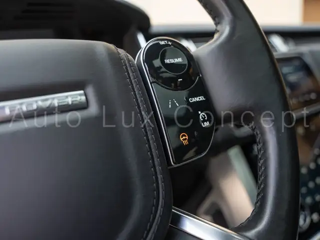 Land Rover Range Rover view 11