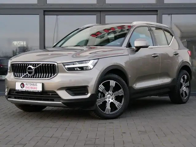 Volvo XC40 DAB RFK LED CarPlay & Android
