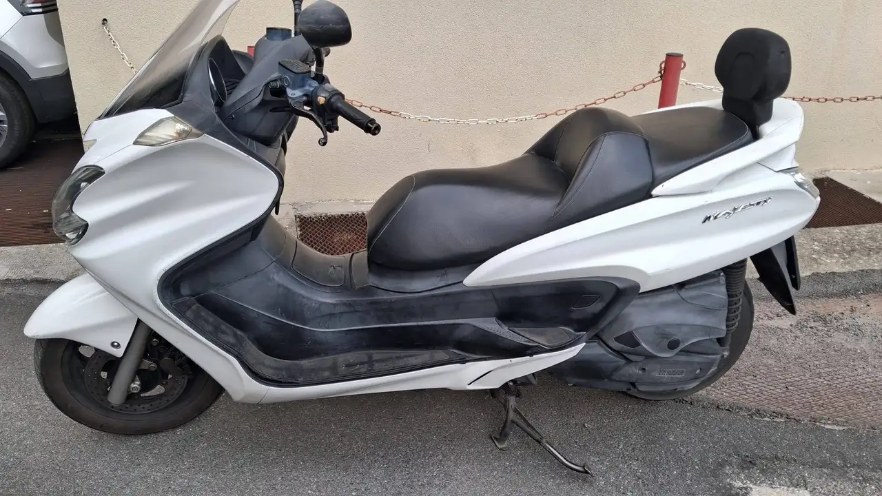 Yamaha Majesty 400