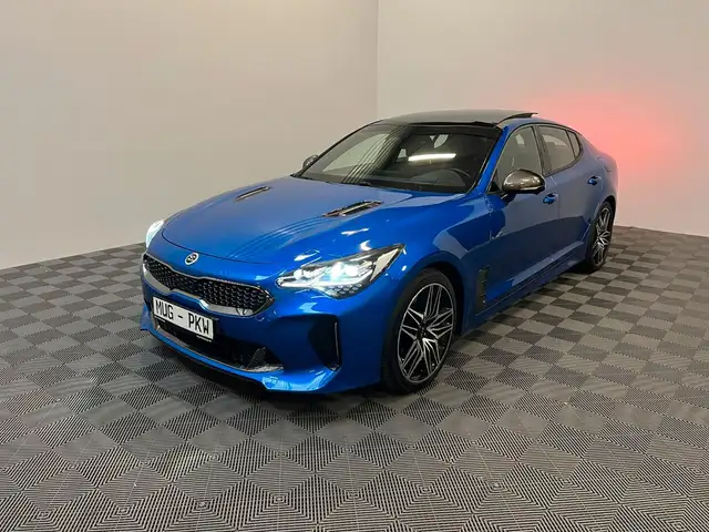 Kia Stinger GT 4WD *Klappe-Pano-HuD*