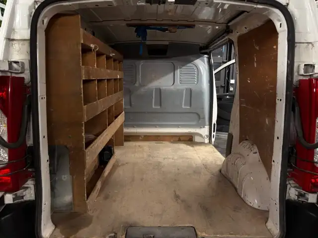 Peugeot Expert view 24