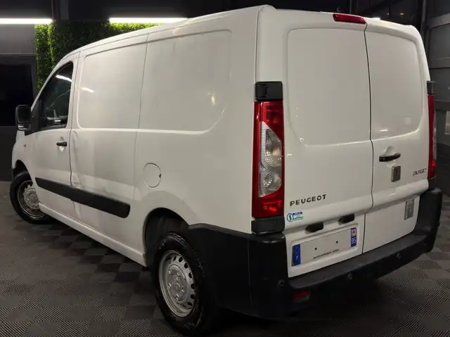 Peugeot Expert view 6