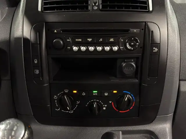 Peugeot Expert view 16