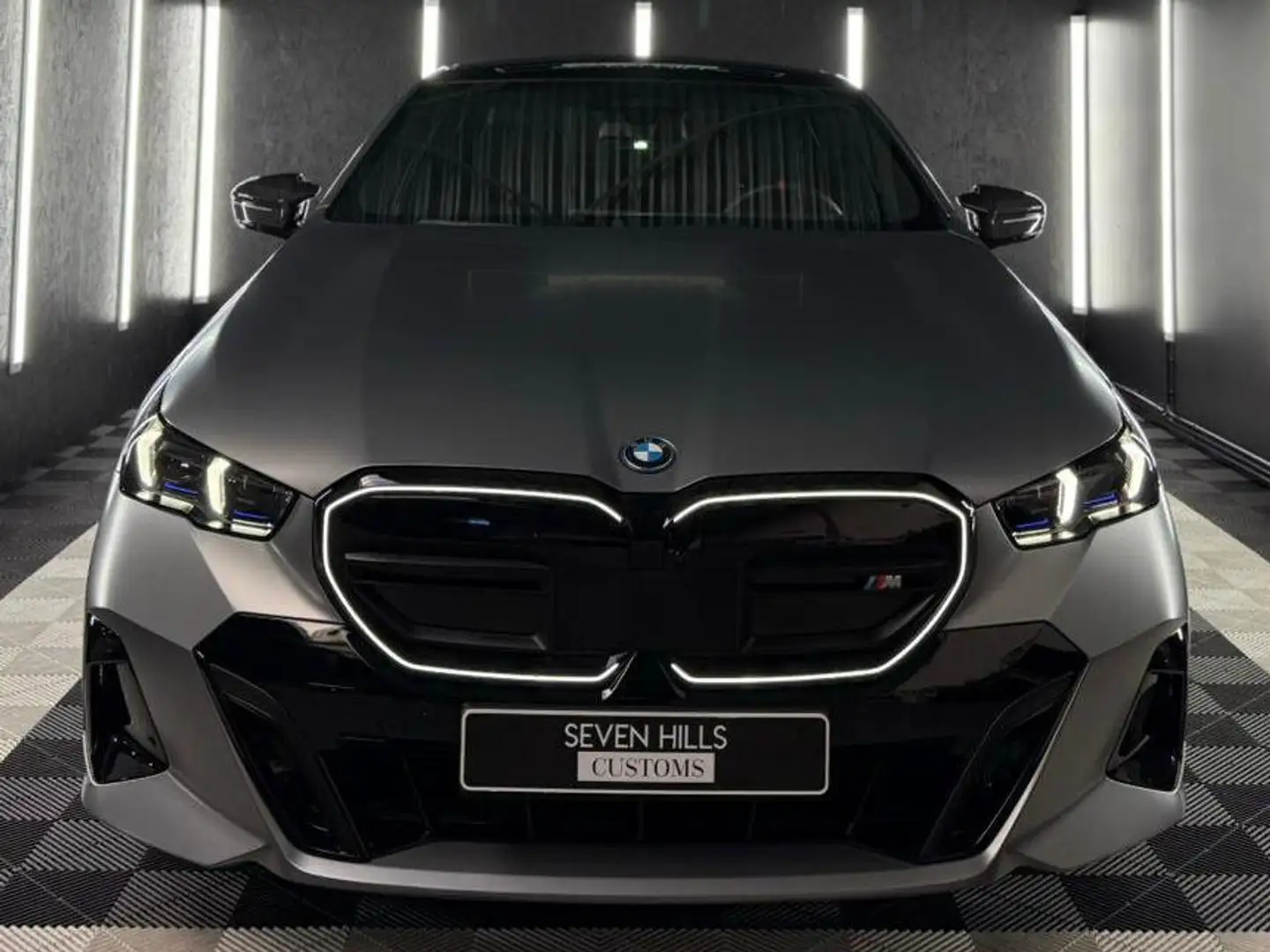 BMW i5 M60 | B&W, Carbon, Pano, Crystal, BMW Garantie ! Grijs - 2