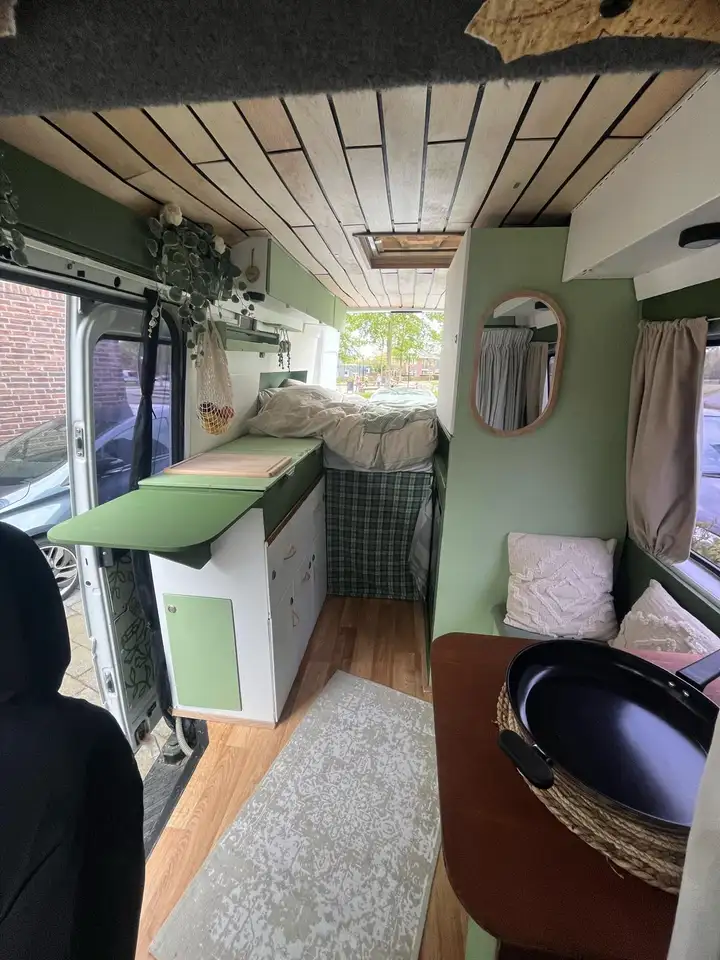 Mercedes-Benz Sprinter ons Campertje 'Dushi', foto 2
