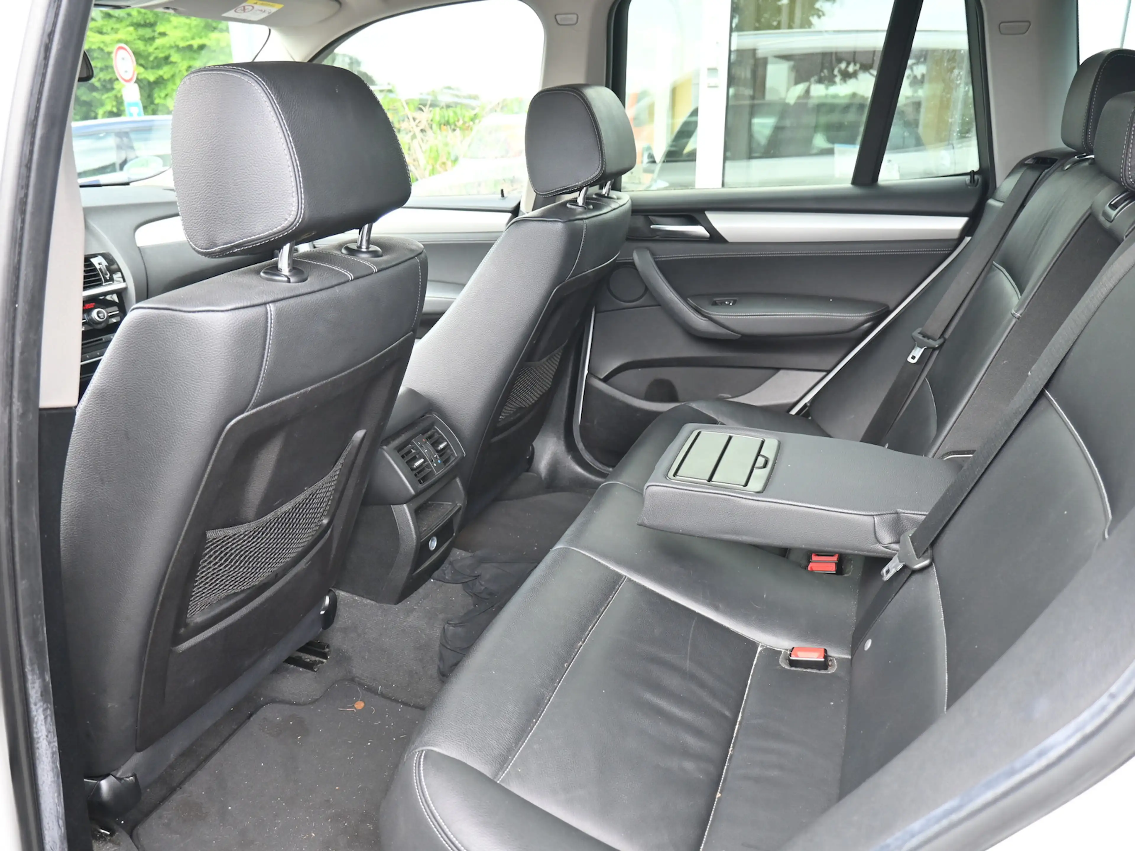 BMW X3 xDrive20dAut Navi Leder BiXen RFKam 2.Hand — photo 7