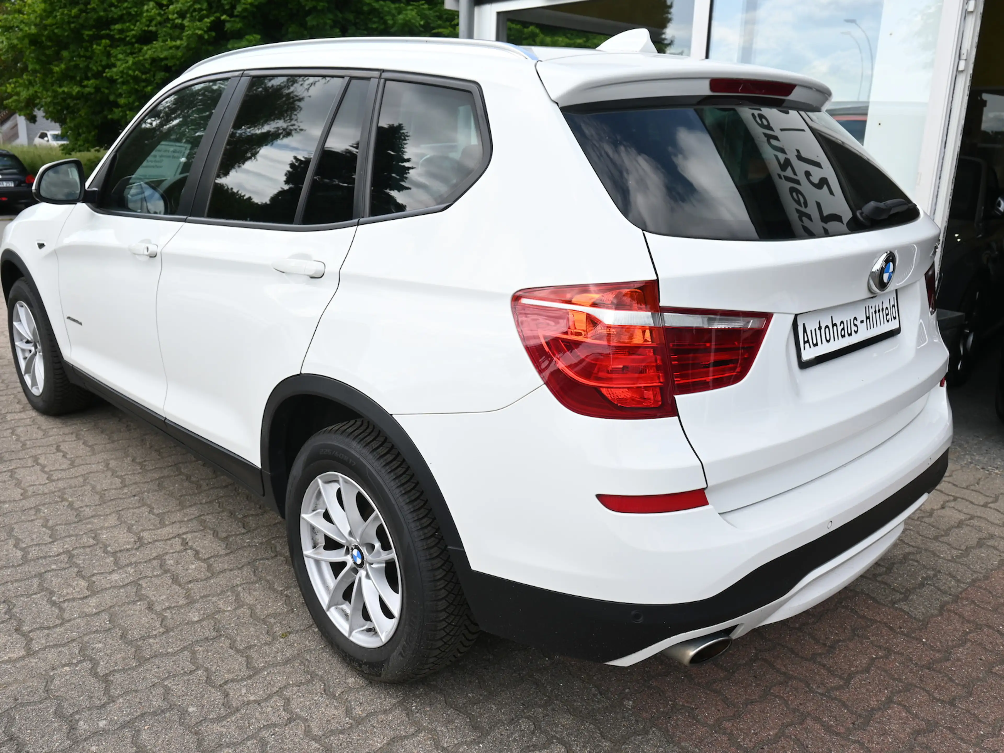 BMW X3 xDrive20dAut Navi Leder BiXen RFKam 2.Hand — photo 2