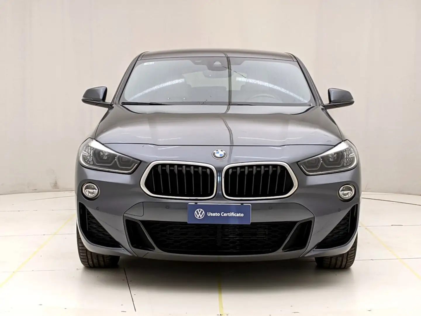 BMW X2 sdrive18d Msport X Grijs - 2