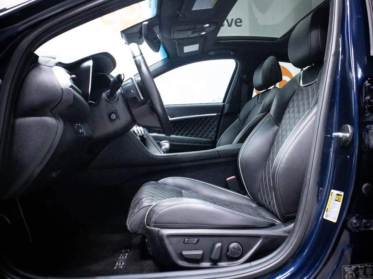 Genesis G70 снимка Genesis G70