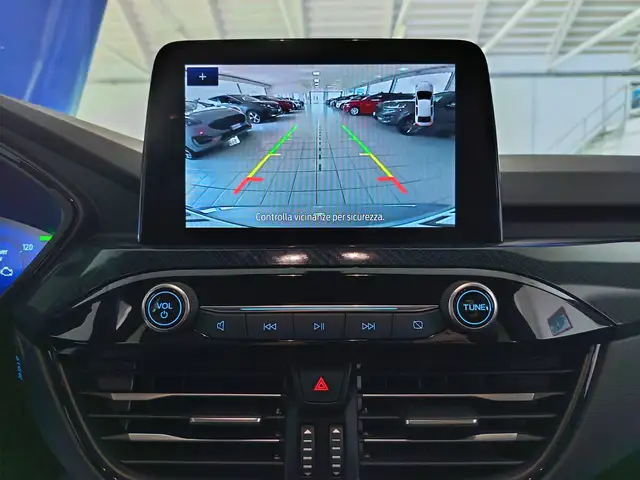 Ford Kuga view 5