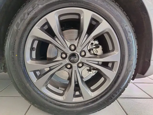Ford Kuga view 13