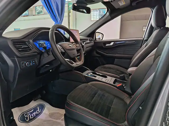 Ford Kuga view 6