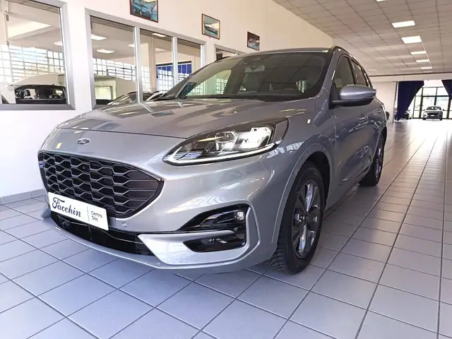 Ford Kuga main image