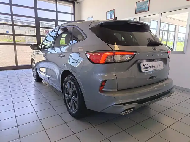 Ford Kuga view 10