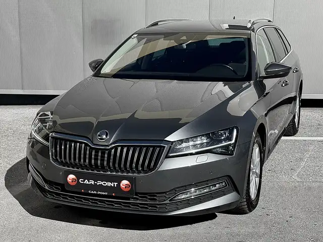 Skoda Superb Kombi 2,0 TDI Style DSG Assistenzpaket