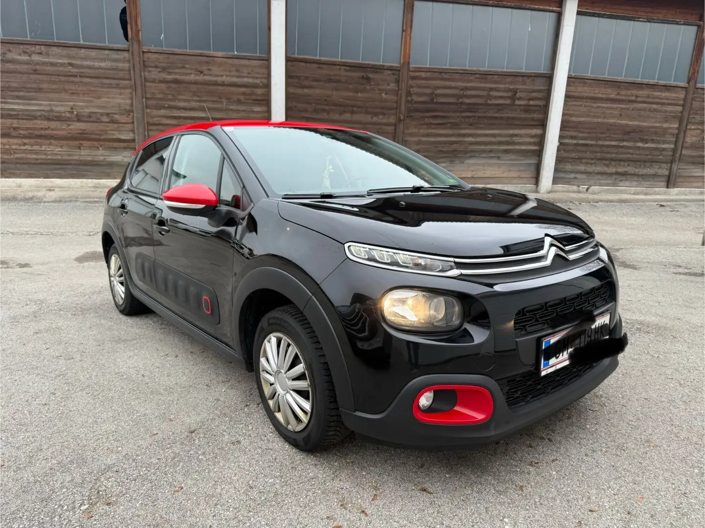 Citroen C3 PureTech 82 S&S 5-Gang-Manuell Shine - 1