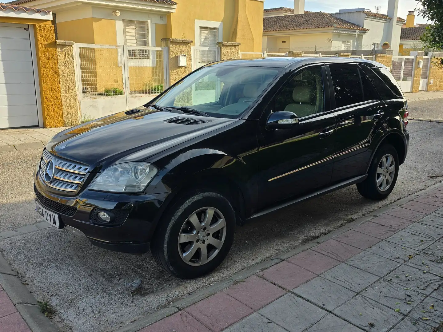 Mercedes-Benz ML 350 ML 350 Aut. Negro - 2
