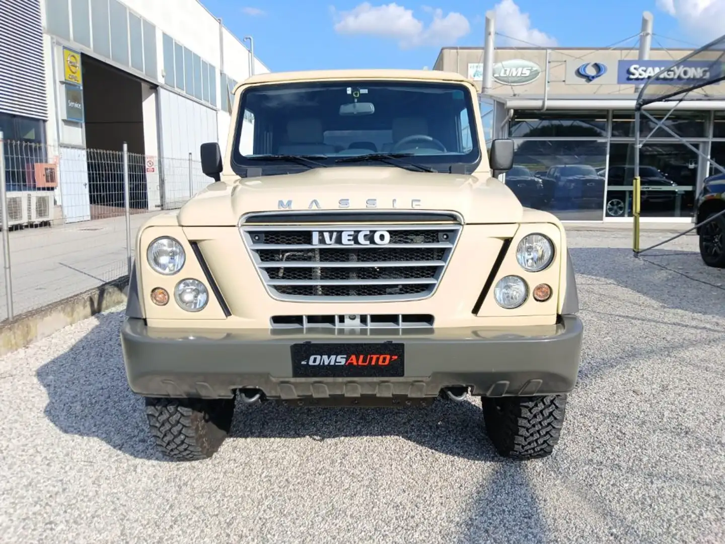 Iveco Massif 25S18 3.0 Hpt 176CV S.W. 5p All Blacks N1 Gris - 2