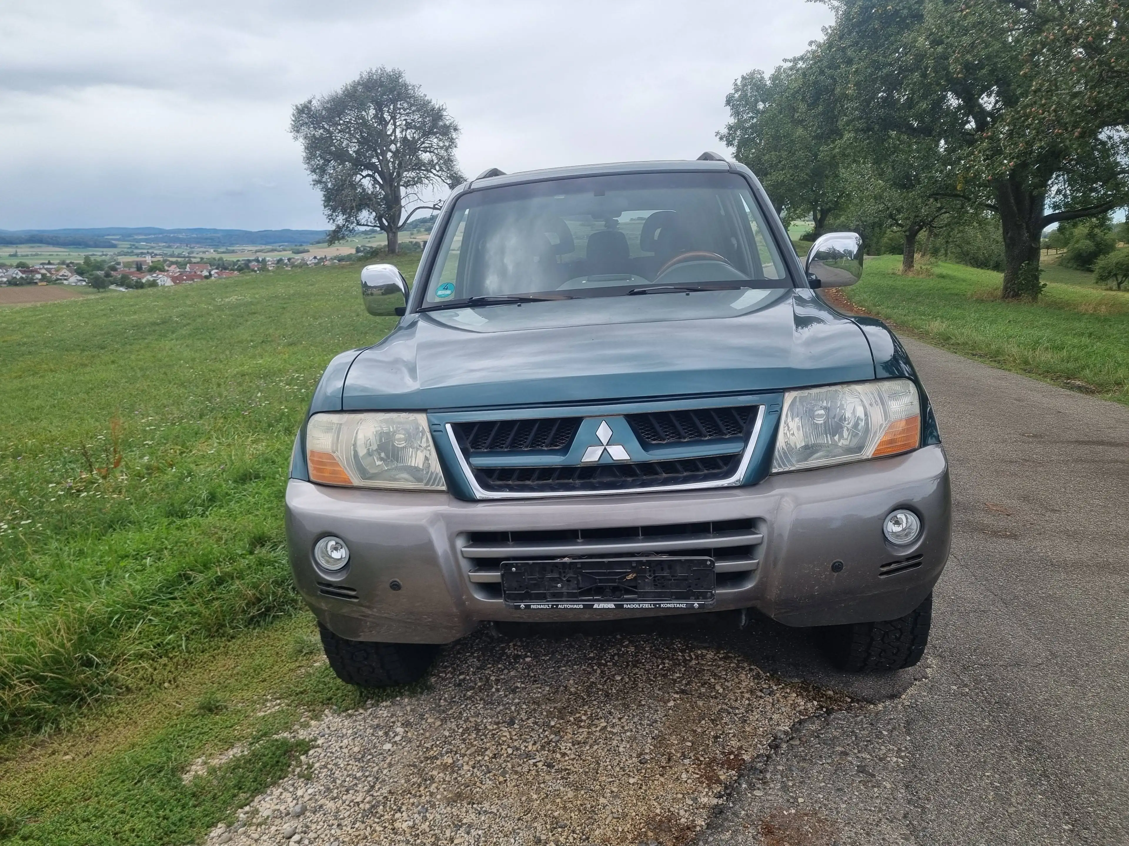 Mitsubishi Pajero Pajero 3.2 DI-D Elegance 7SITZER Automatik Leder Allrad TÜV neu — photo 4