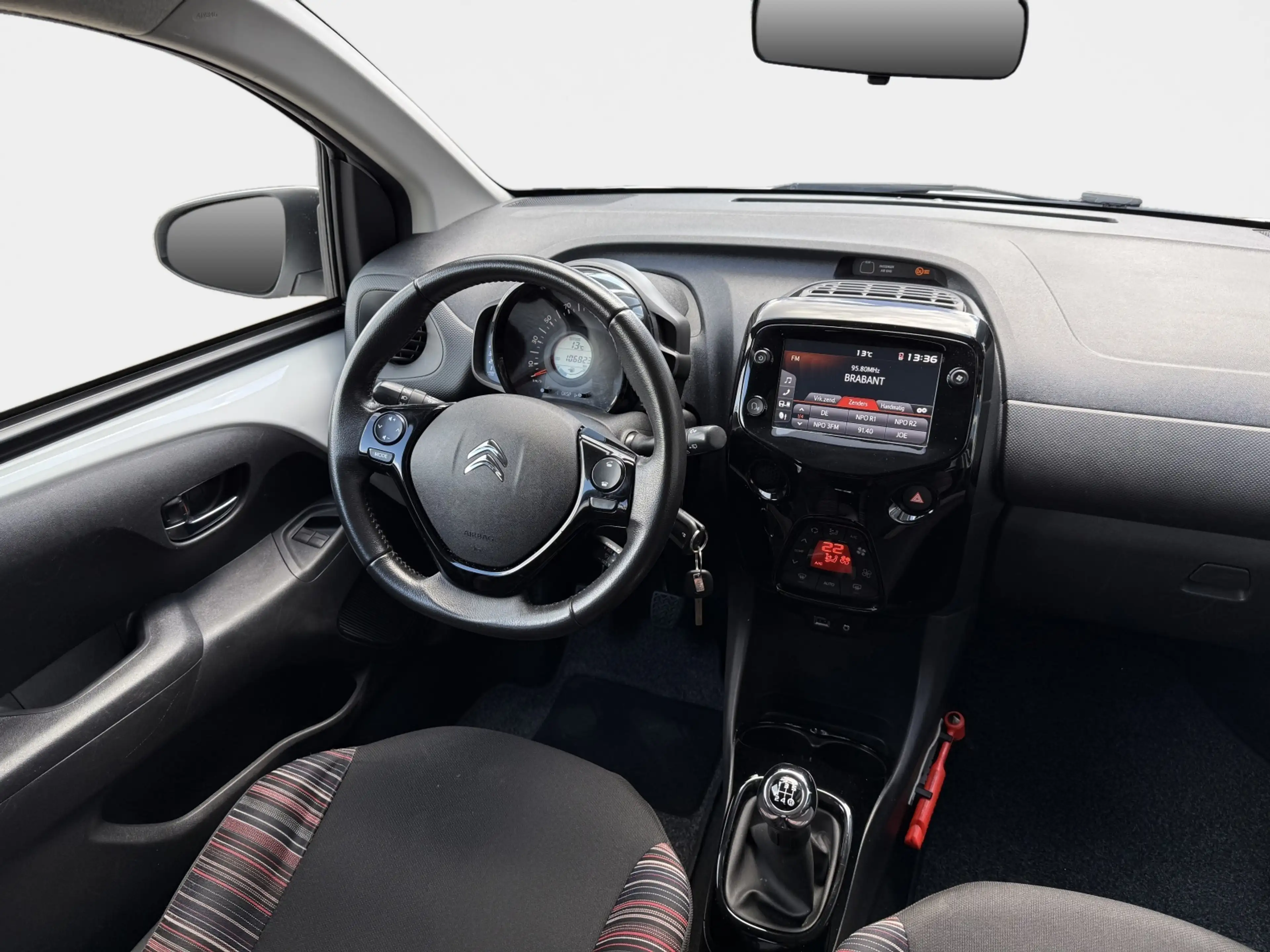 Citroen C1 1.0 VTi Shine / Carplay / Clima / LM Velgen — photo 12