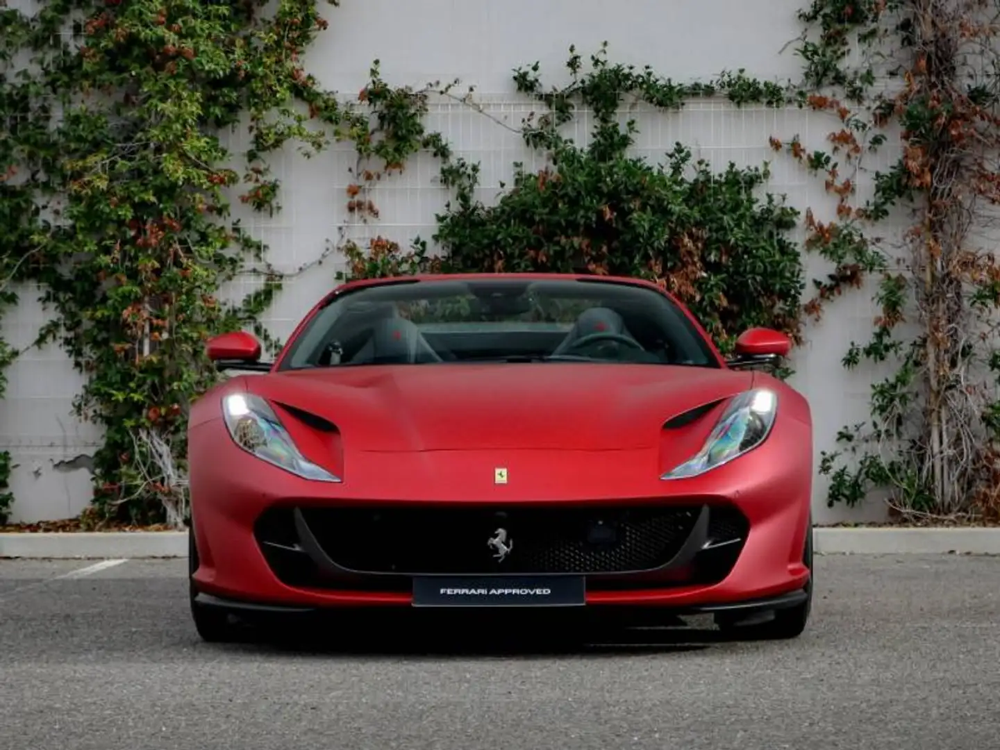 Ferrari 812 GTS V12 6.5 800ch Rouge - 2