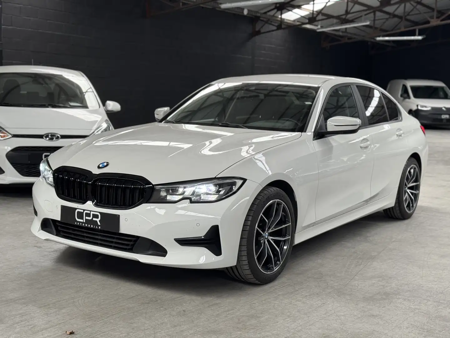 BMW 320 d * GPS * CARPLAY * RADAR AV/AR * SIEGE CH * CLIM Bianco - 1