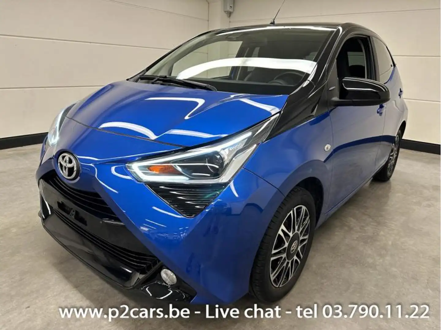 Toyota Aygo x-clusiv + x-perience pack Blauw - 2
