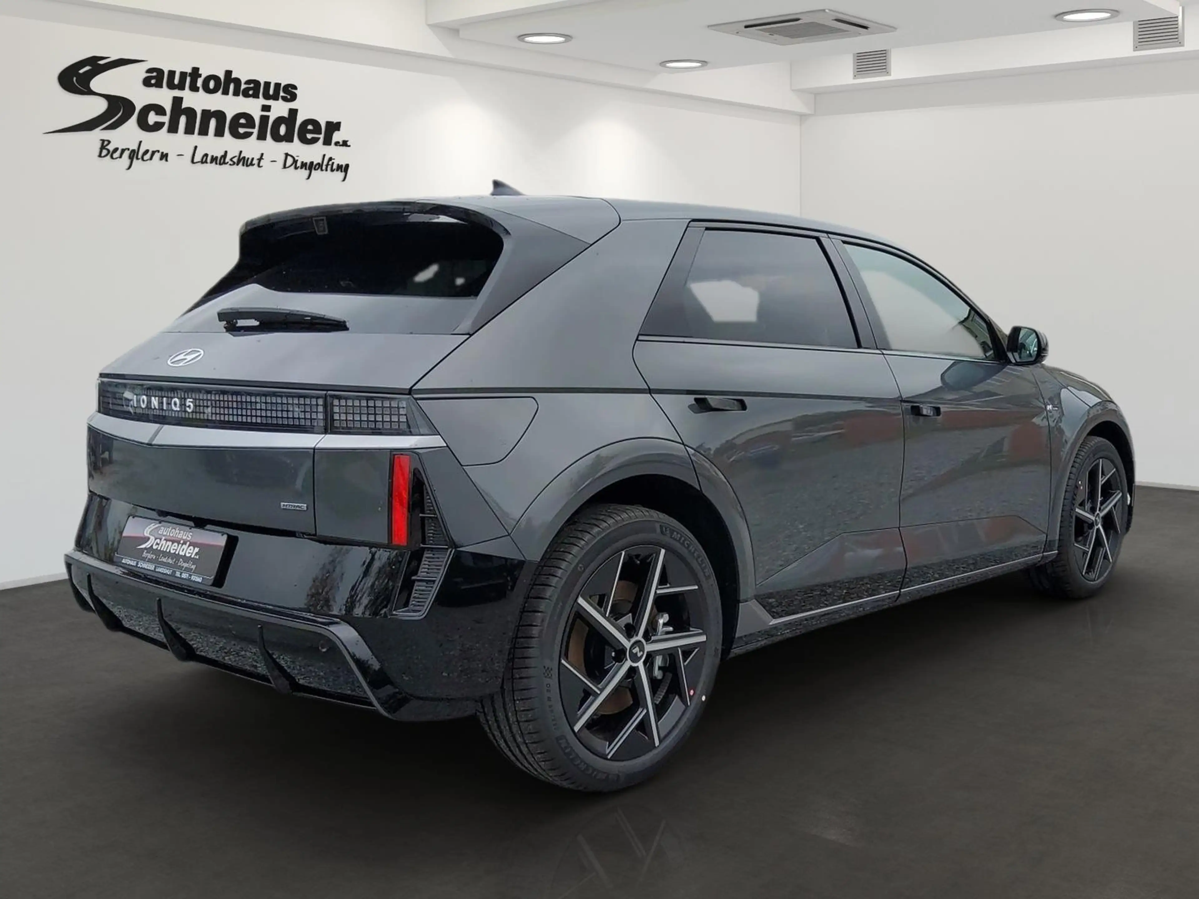 Hyundai IONIQ 5 84kWh 4WD N LINE — photo 3