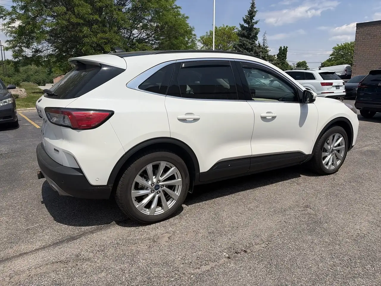 Ford Escape снимка Ford Escape