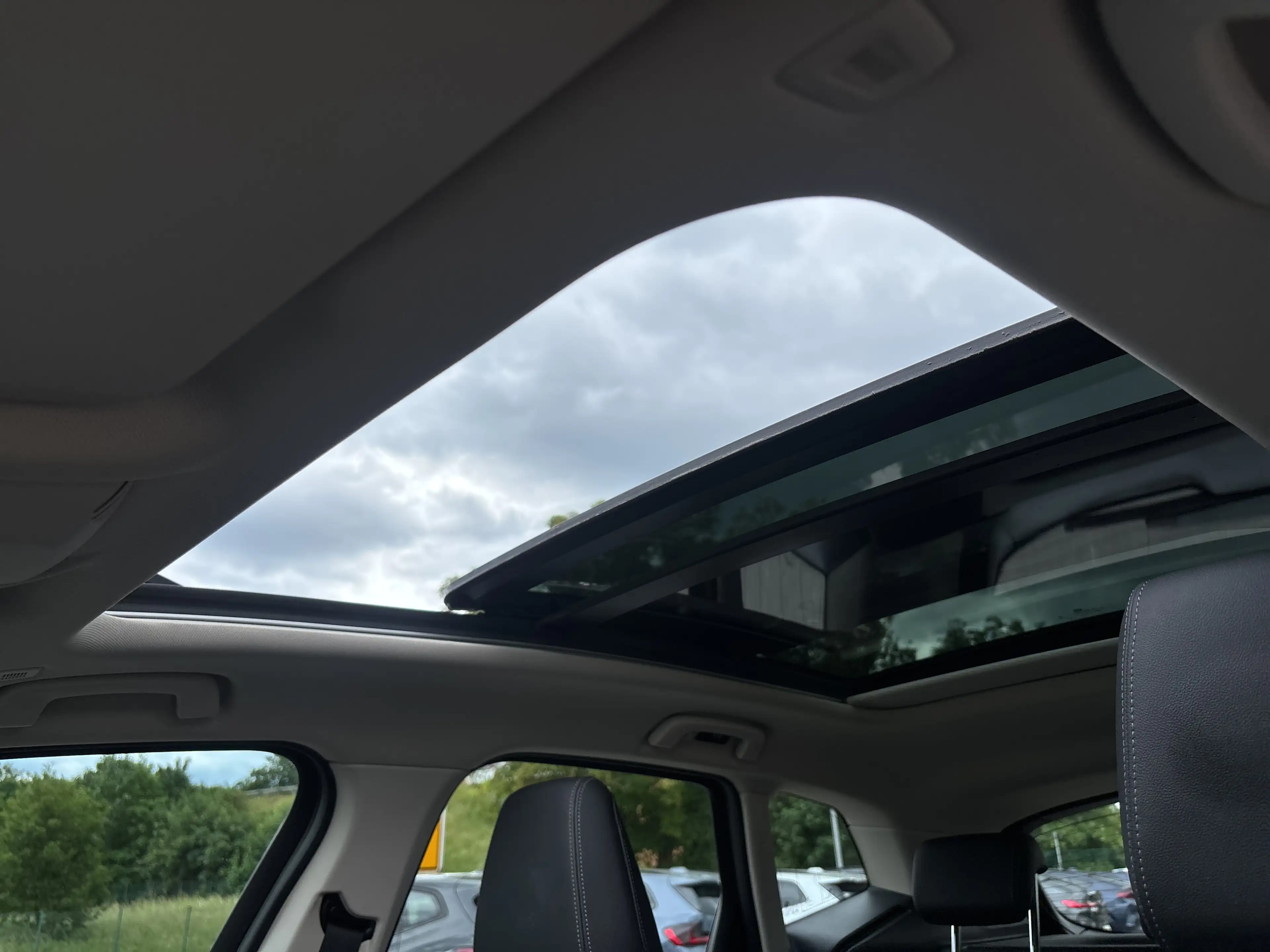 BMW 223 i xDrive Active Tourer Head-Up DAB LED Shz — photo 18