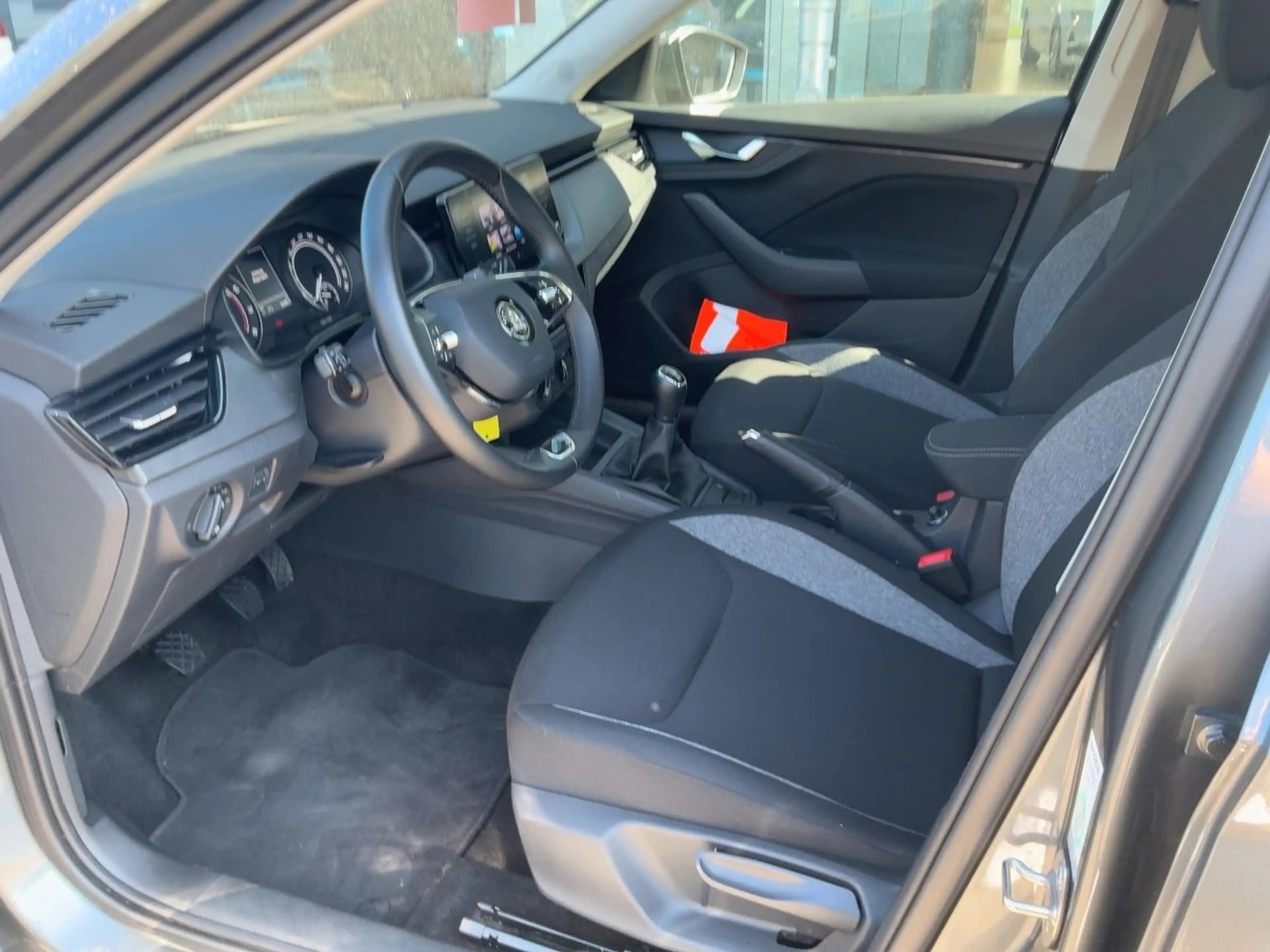 Skoda Kamiq 1.0 TSI Active — photo 7