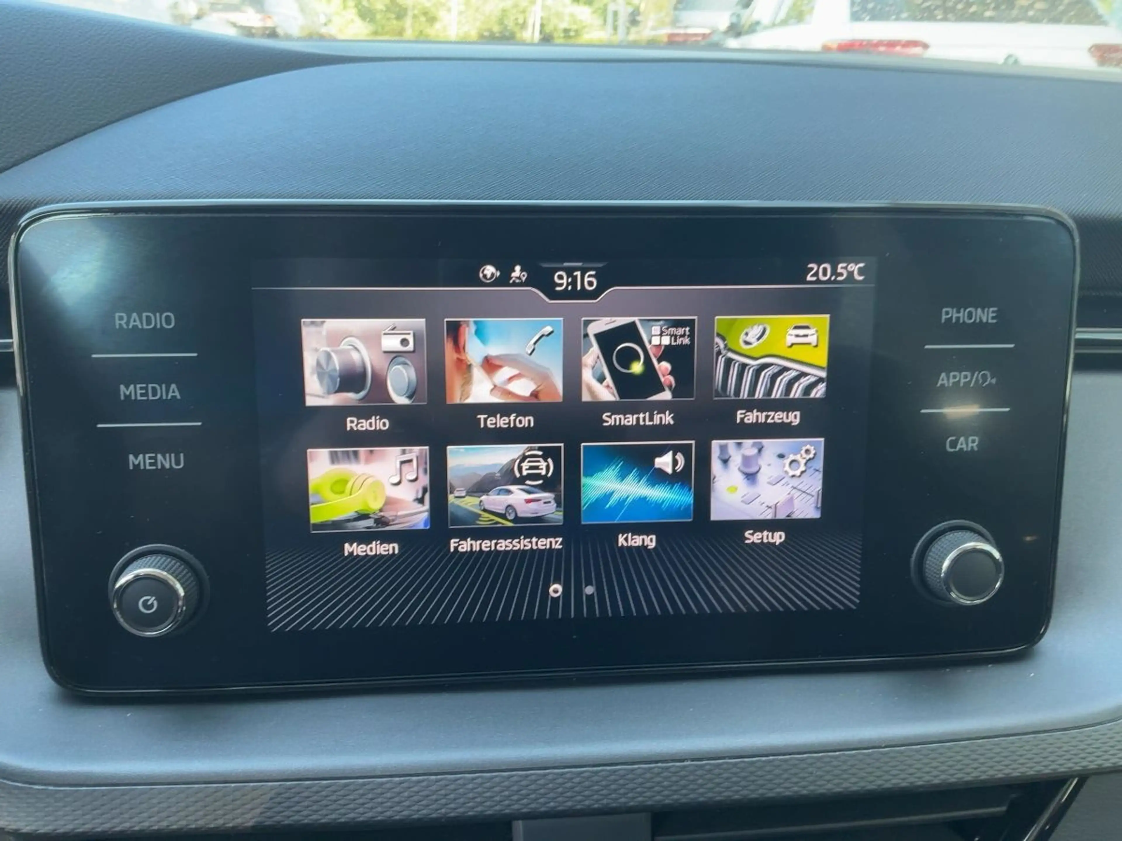 Skoda Kamiq 1.0 TSI Active — photo 11