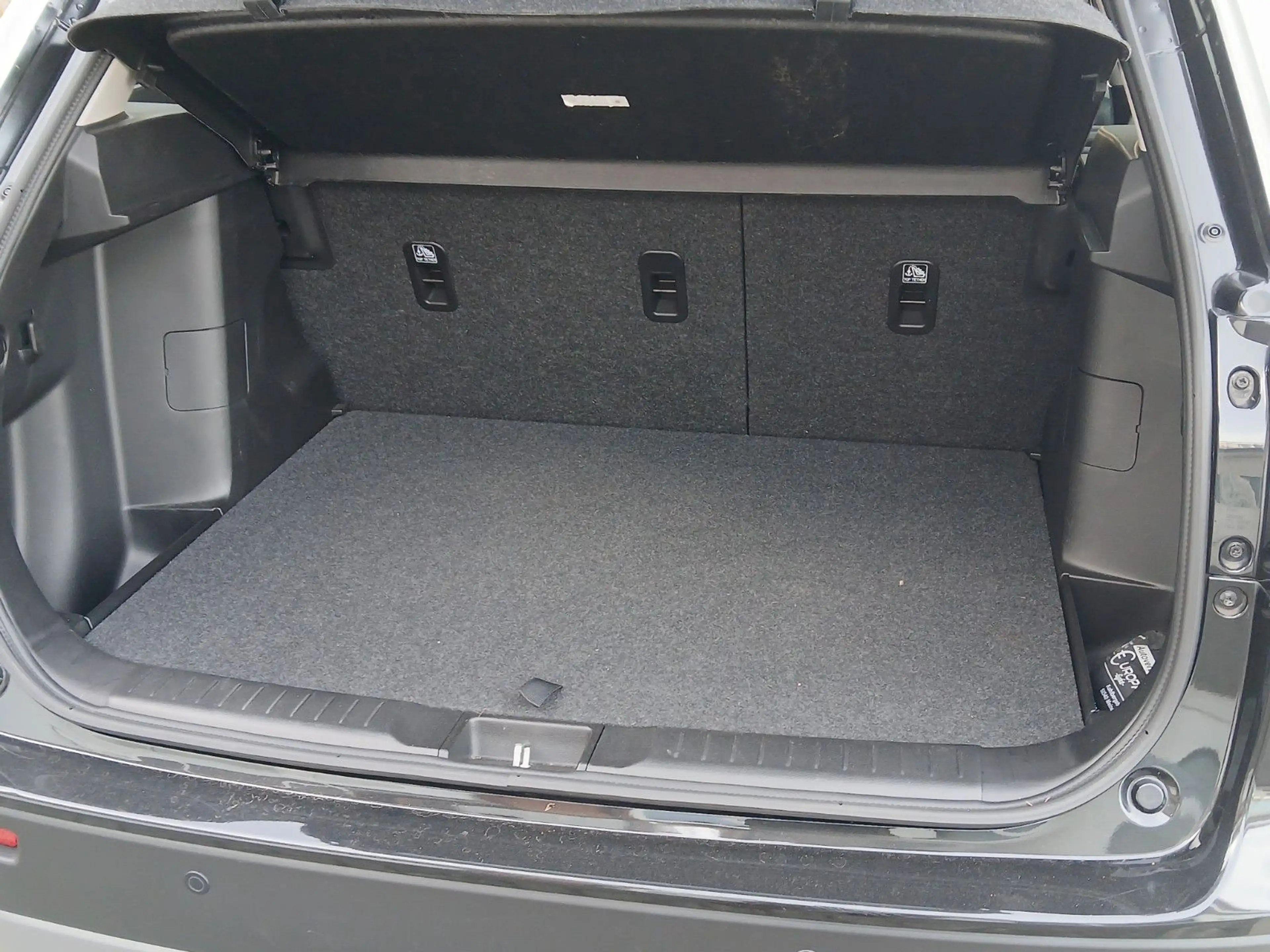 Suzuki Vitara 1.6 Comfort+ 4x4 — photo 12