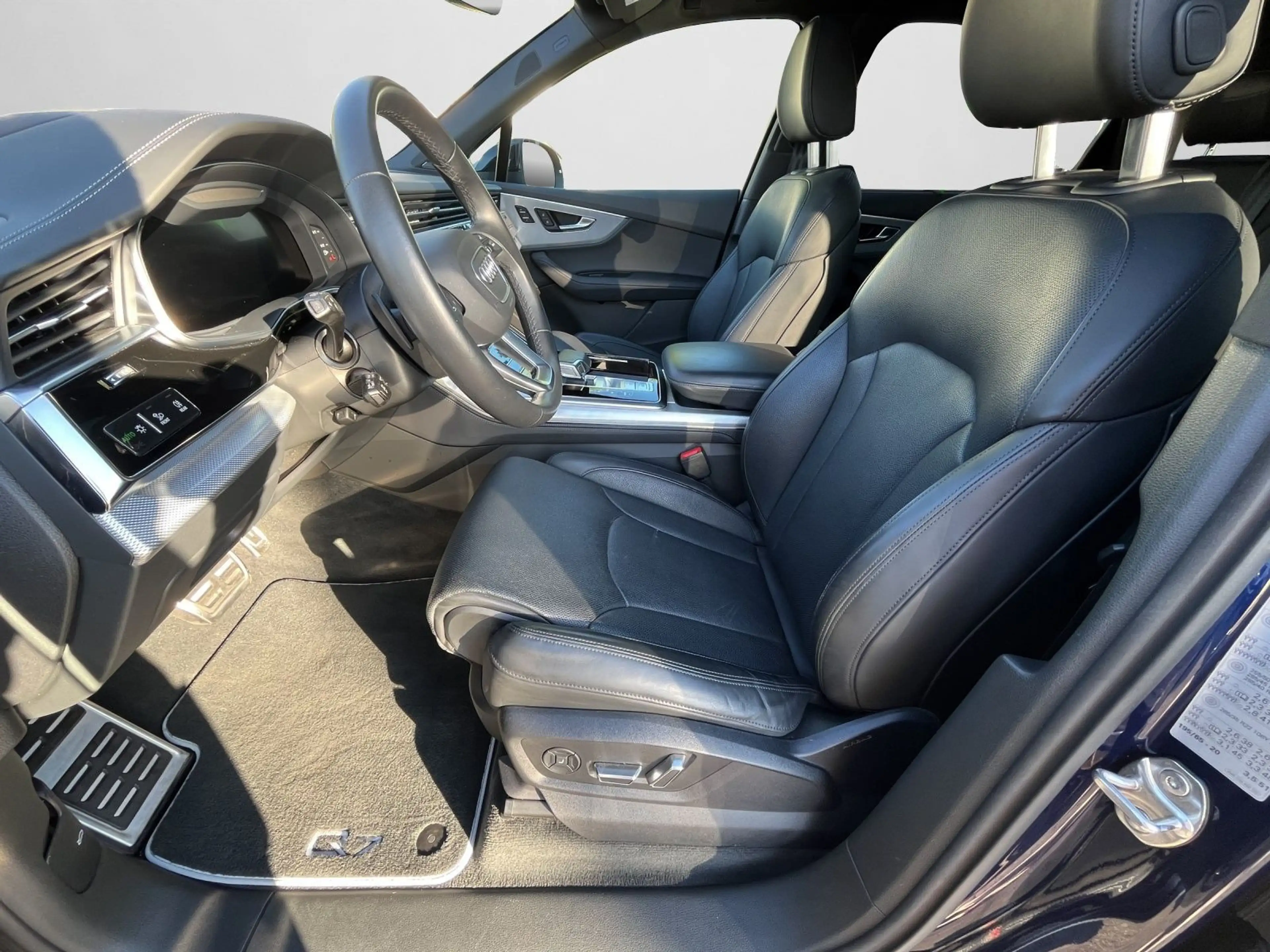 Audi Q7 50 TDI quattro S line B&O, AHK, 4-Zonen-Klima — photo 12