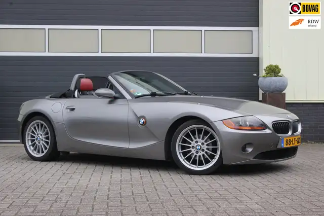BMW Z4 Roadster 2.5i S | 18inch | Leer |