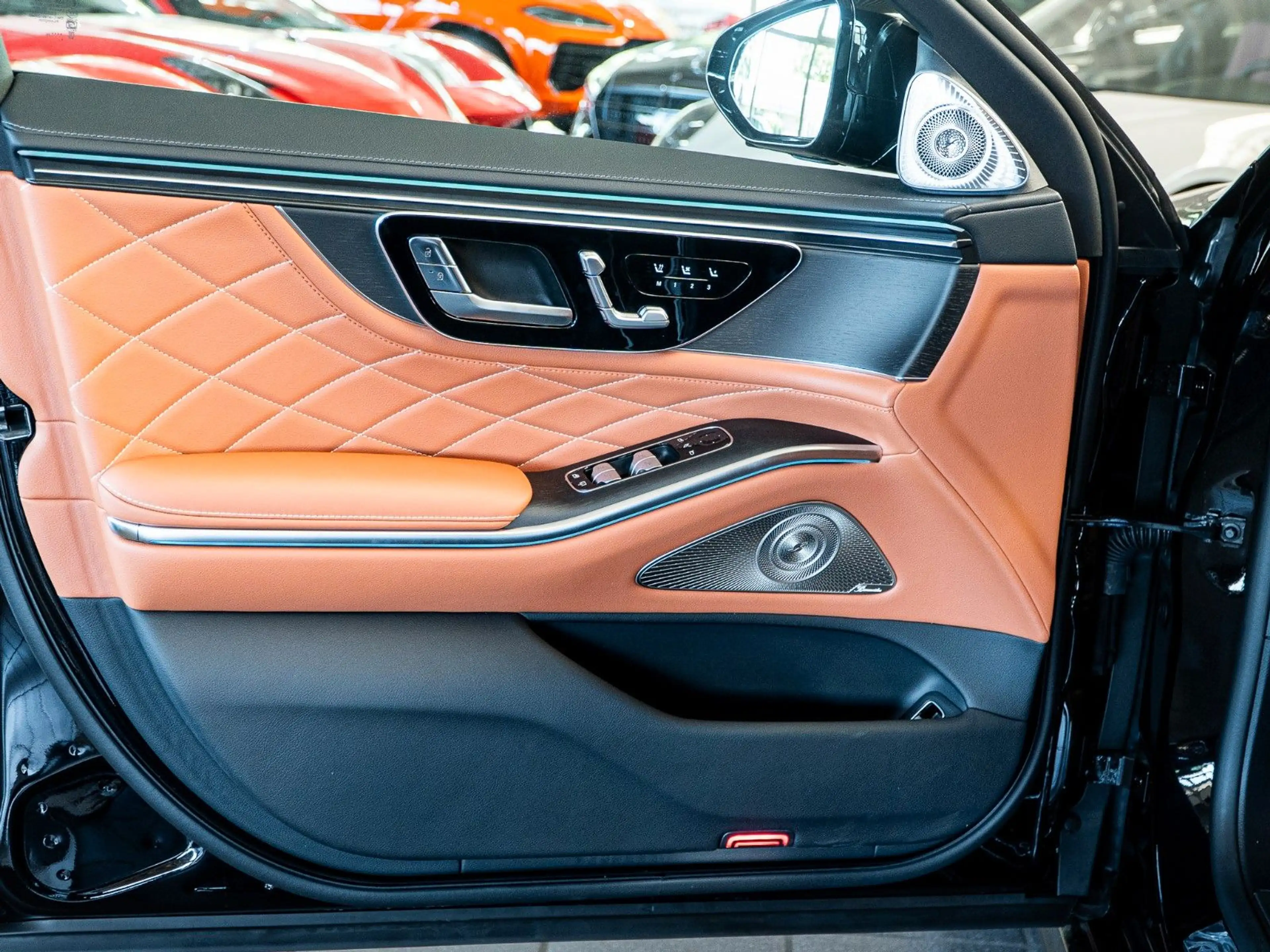 Mercedes-Benz S 450 d AMG Pano Chauffeur Brown HUD — photo 10