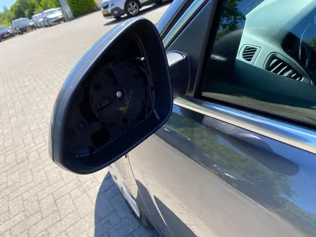 Opel Insignia view 10