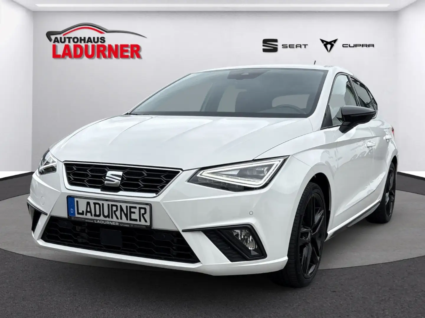 SEAT Ibiza FR Pro Black Edition 1.0 TSI *Navi+LED+FullLink+PD Weiß - 2