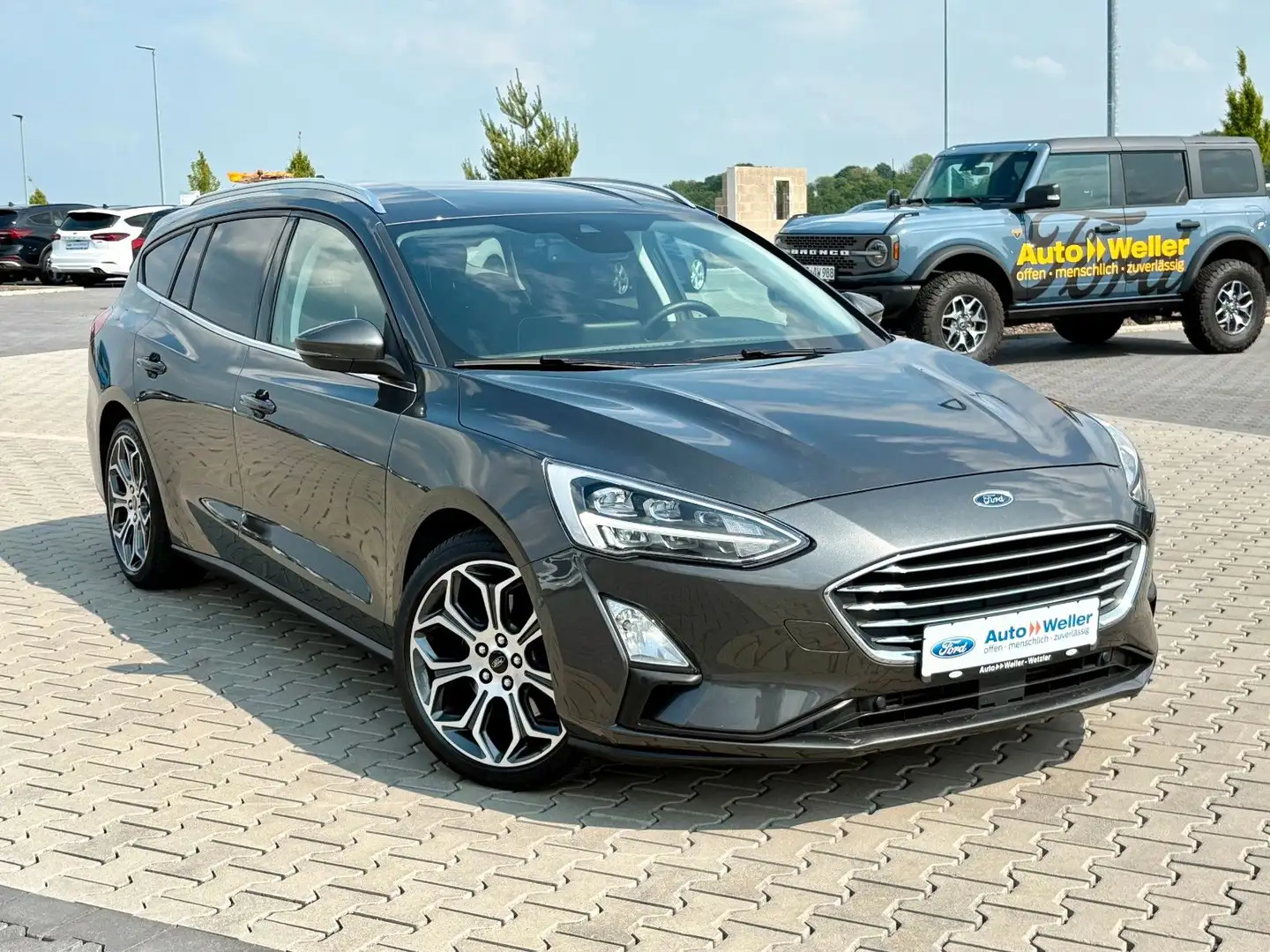 Ford Focus Turnier Titanium 1.5 EcoBoost LED 18-Zoll Grau - 2