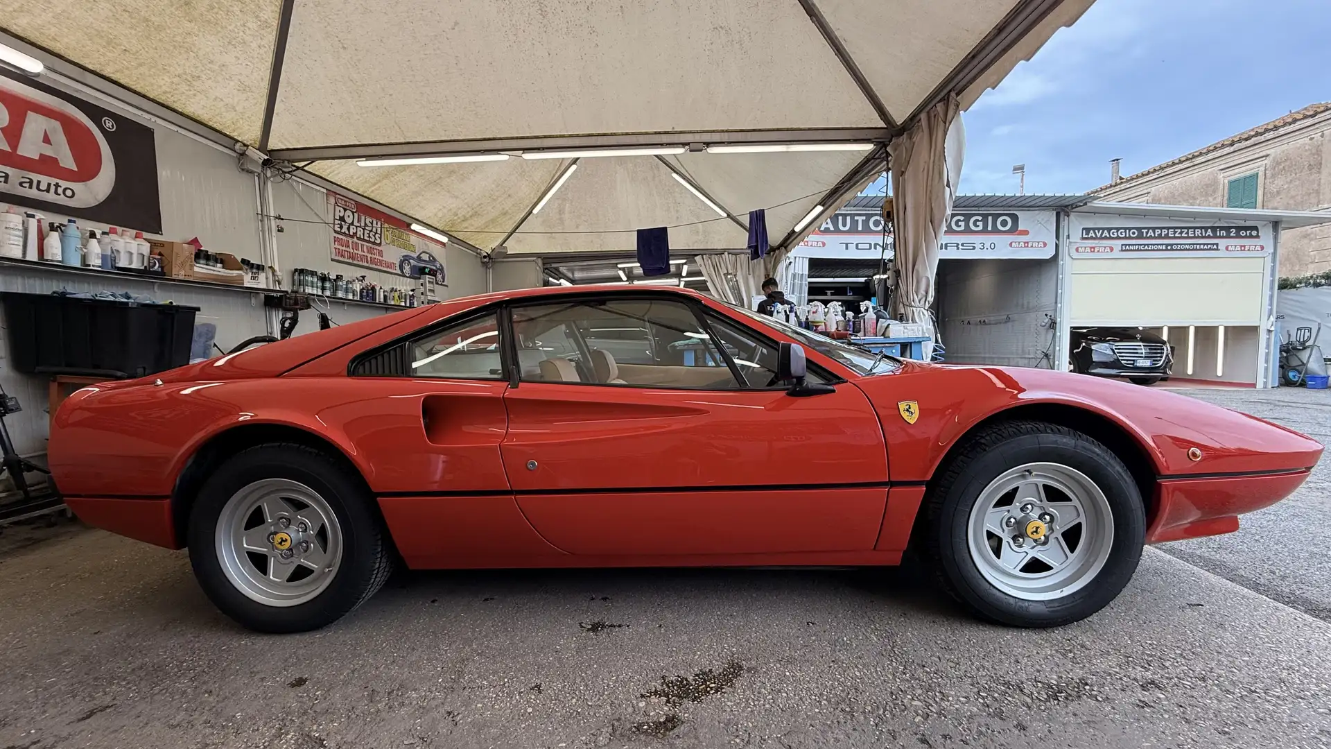Ferrari 308 GTBi 2.9 - 1